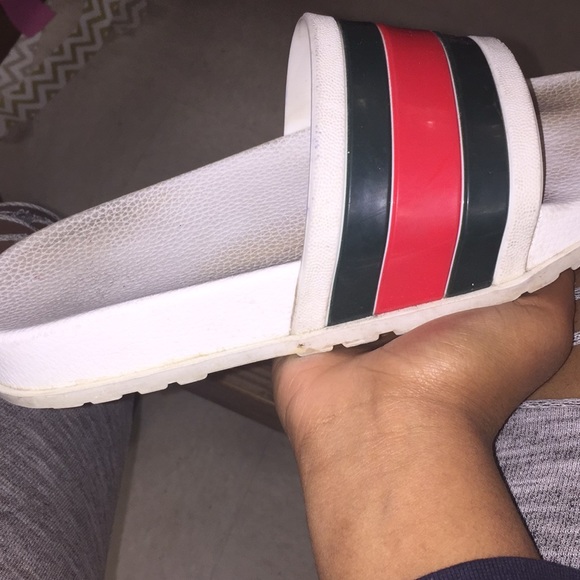 Gucci slides - Picture 3 of 3